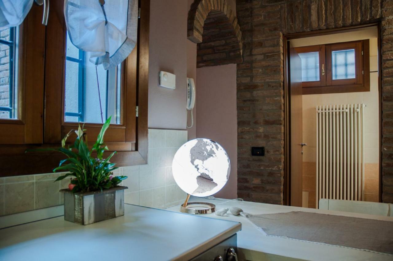Nell'Antico Ghetto Ebraico Appartement Ferrara Buitenkant foto
