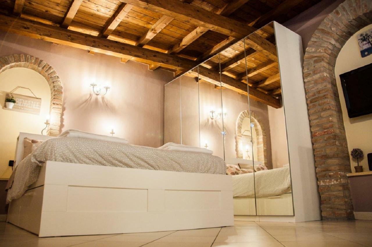 Nell'Antico Ghetto Ebraico Appartement Ferrara Buitenkant foto